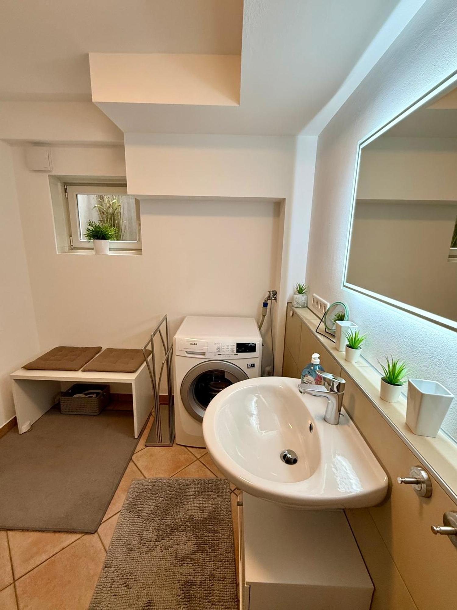 Maisonette-Apartment-Mit Glassfaseranschluss Брюген Екстериор снимка